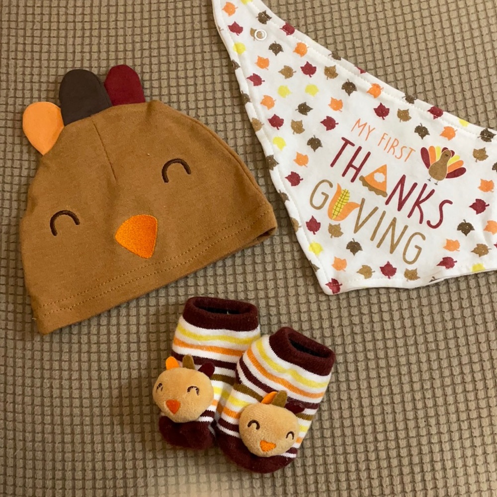 👼3 for $10👼 My First Thanksgiving Set. EUC. 0-6M.